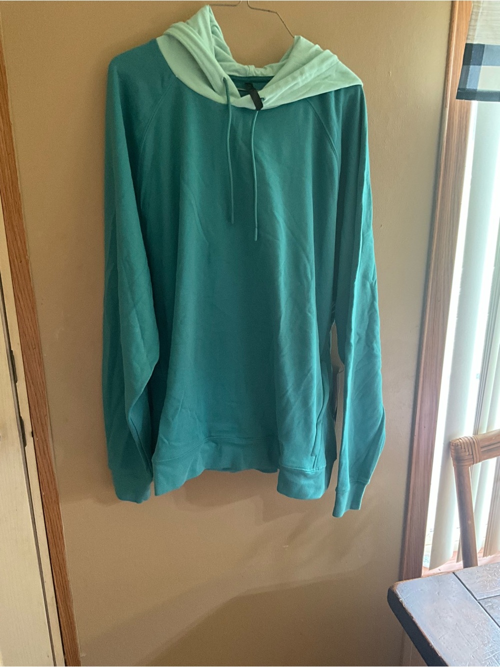 NWT FABLETICS SIZE 2XL Hooded Sweatshirt